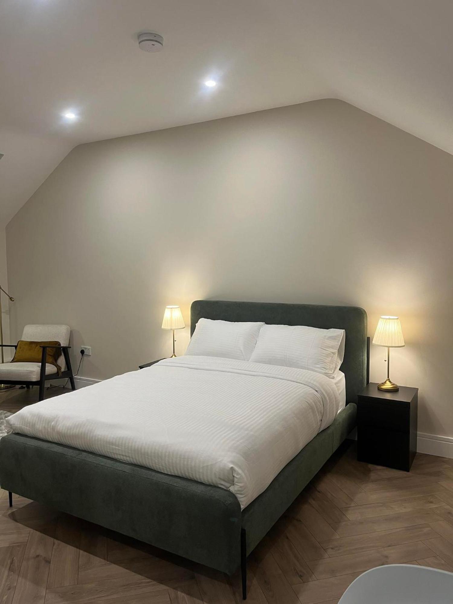 Attic Room In Citywest Dublín Exterior foto